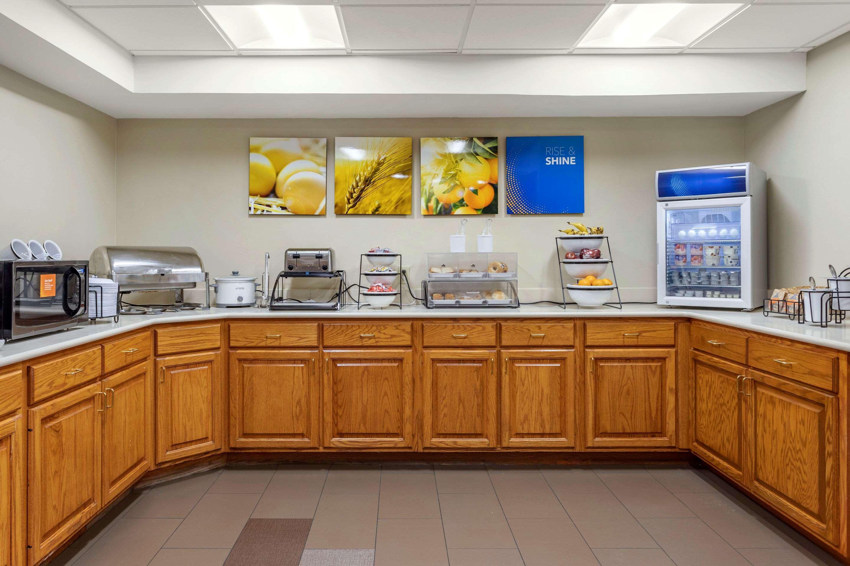 Comfort Inn & Suites Airport Little Rock Zewnętrze zdjęcie